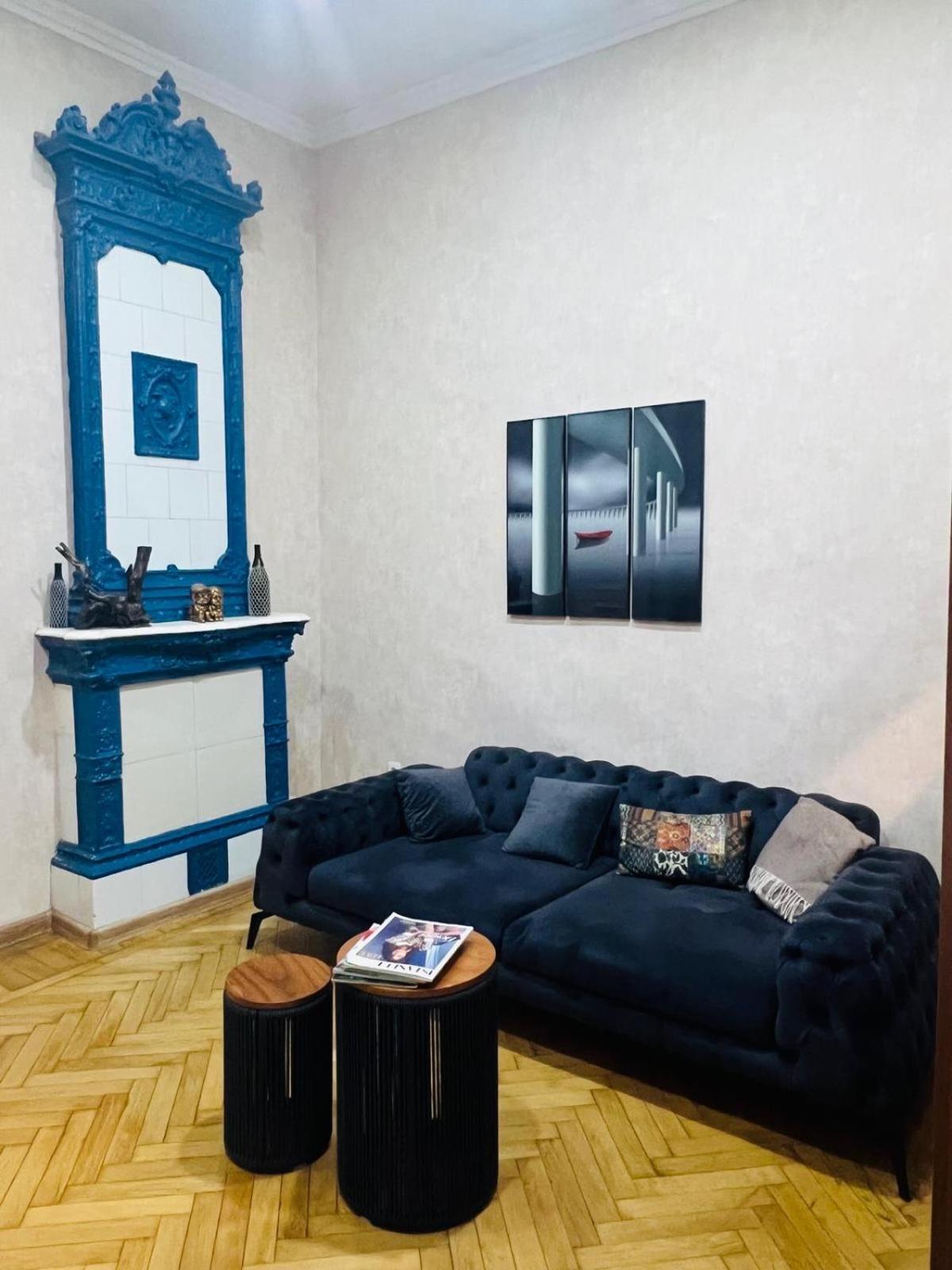 Apartment Stylish With Beautiful Balcony In The Heart Of At Liberty Square *